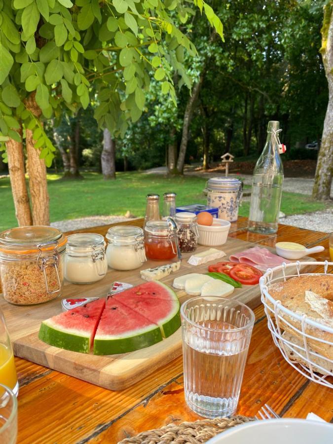 Bed and Breakfast Domaine La Rose Caylus Exteriér fotografie